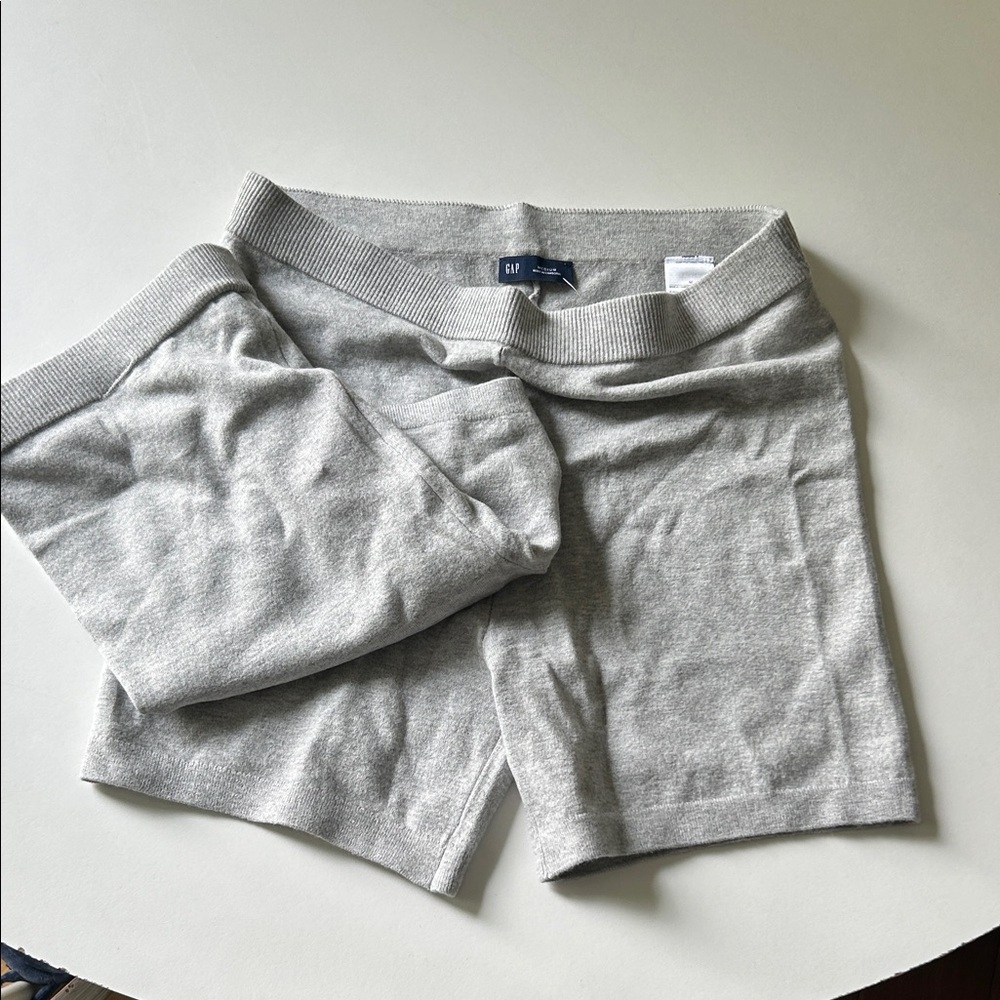 NWT GAP Gray Knit Shorts